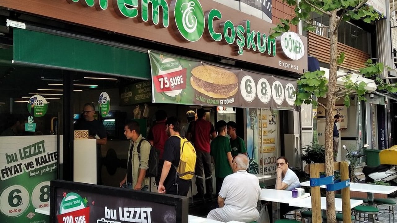 Foto - Türkiye genelinde 250’den fazla şubesi var! Konkordato ilan eden dev döner zinciriyle ilgili yeni gelişme