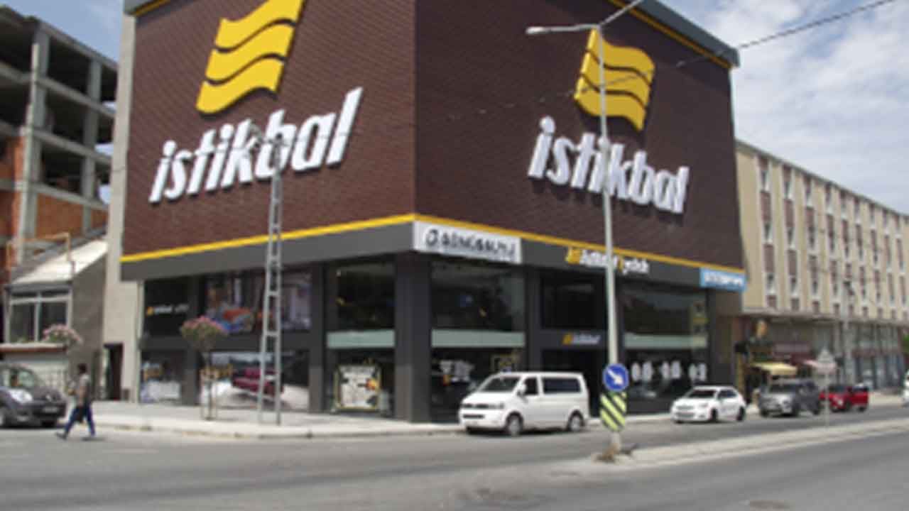 Foto - Türkiye genelinde 700 mağazası bulunan mobilya devi satışa çıkarıldı: İstenen rakam dudak uçuklattı