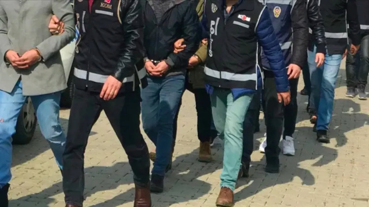 Foto - Türkiye güne dev operasyonla uyandı! 16 ilde çok sayıda gözaltı var