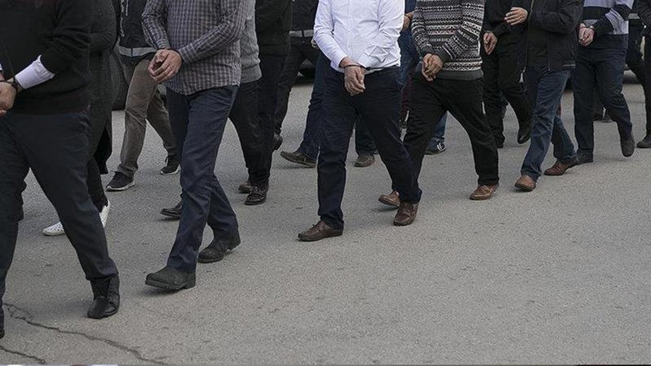 Foto - Türkiye güne dev operasyonla uyandı! 16 ilde çok sayıda gözaltı var