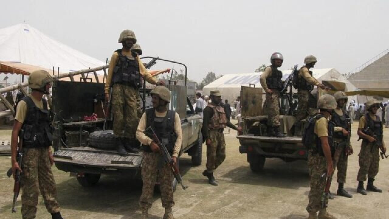 Foto - Türkiye ile ittifakı büyütme kararı almışlardı! Ülkede bombalar patlamaya başladı