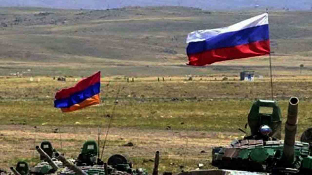 Foto - Türkiye ile yakınlaşan ülkeye Rusya'dan uyarı: İki sandalyede birden oturamazsınız seçiminizi yapın