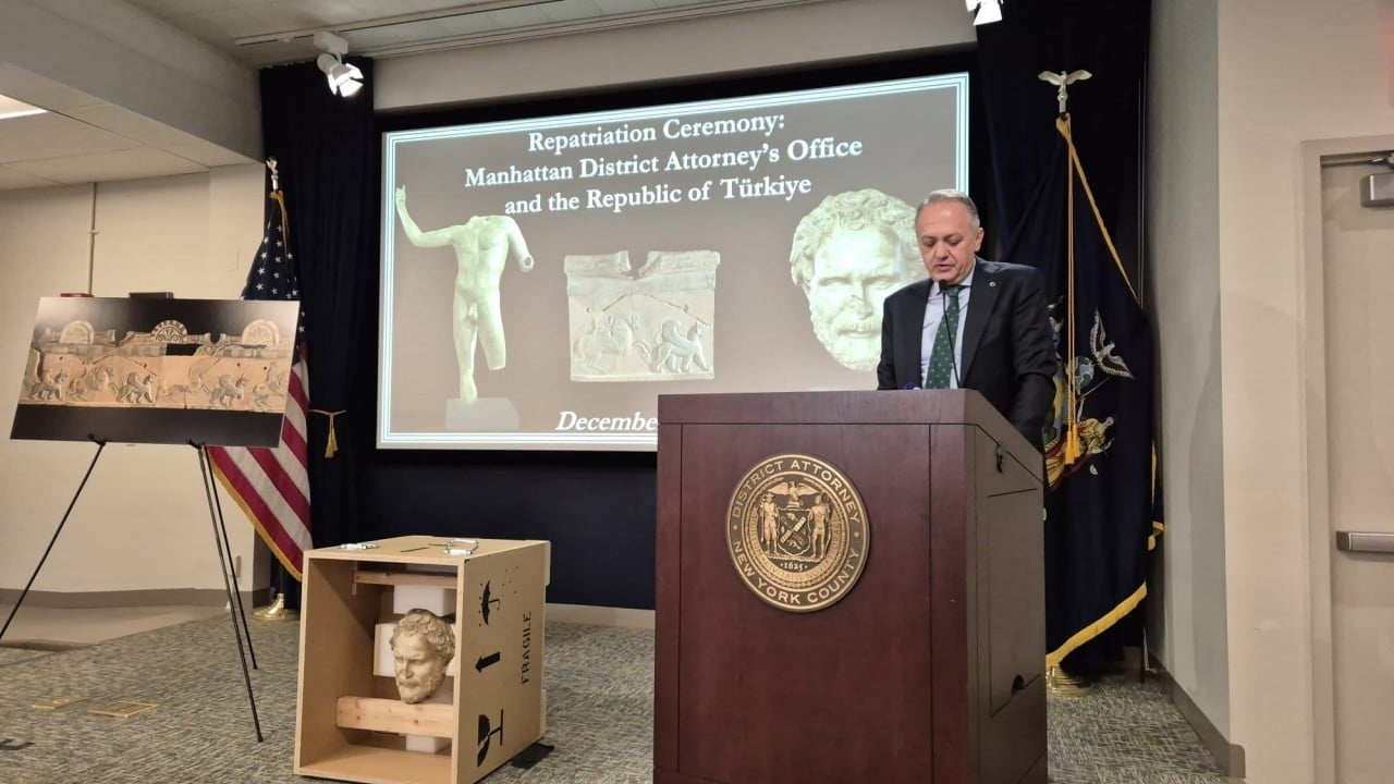 Foto - Türkiye, kayıp eserlerinin izini sürmeye devam ediyor: Boubon İmparatoru ve 28 eser yurtta