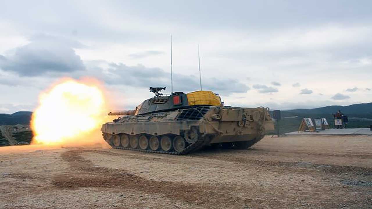 Foto - Türkiye korkusu milyarlarca dolar harcatıyor! Boylarından büyük işe girdiler