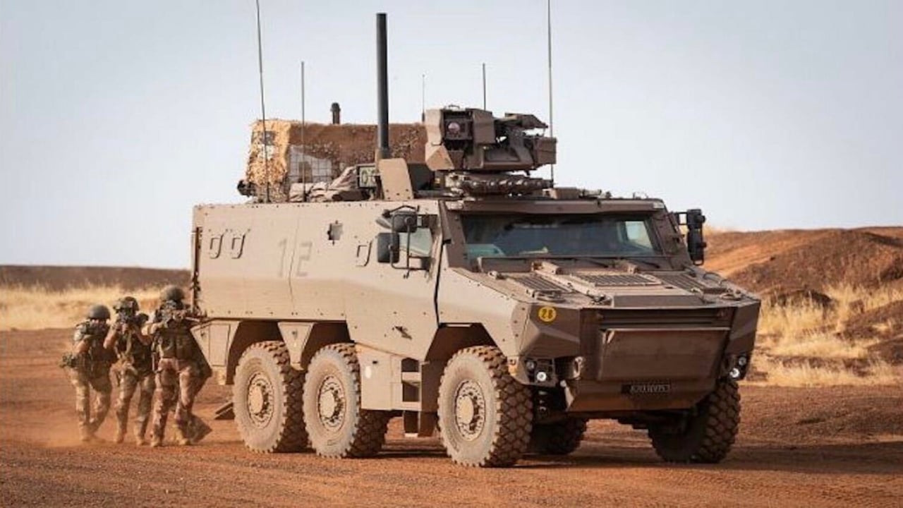 Foto - Türkiye korkusu resmen akıllarını aldı! Rus silahlarını çöpe atıp Fransızlara koştular