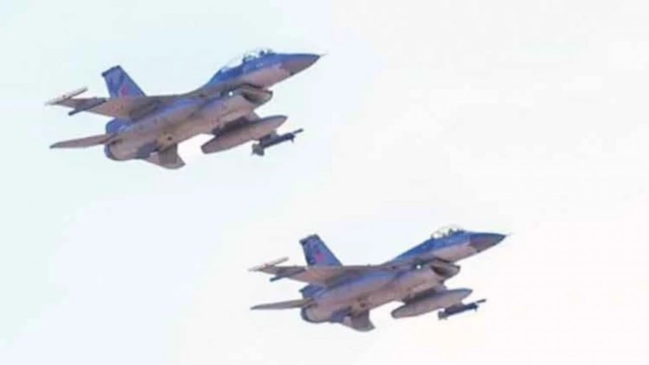 Foto - Türkiye planı acil olarak değiştirdi: Türk savaş uçakları havalandı, şoka girdiler