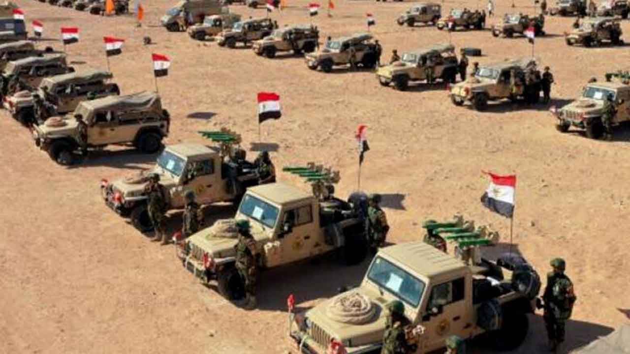 Foto - Türkiye savaş uçaklarını yollamıştı! Mısır ordusu ülkeye girdi