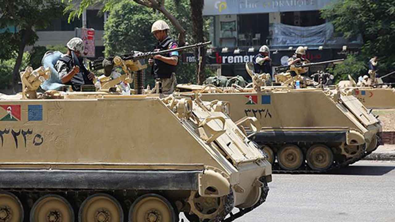 Foto - Türkiye savaş uçaklarını yollamıştı! Mısır ordusu ülkeye girdi