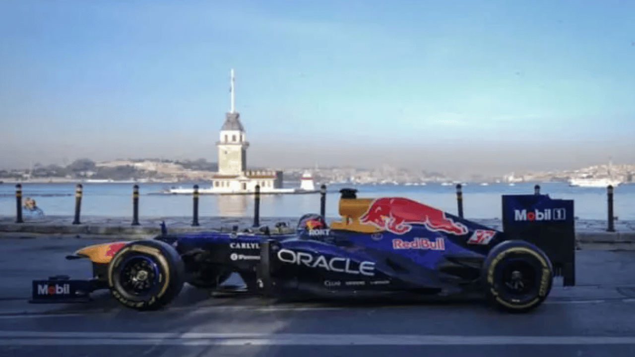 Foto - Türkiye sözleri gündem oldu! Japon Formula 1 pilotu İstanbul'a hayran kaldı!