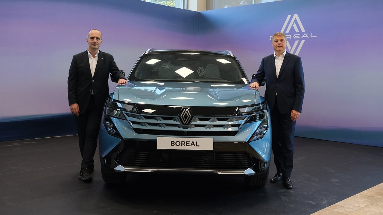 Foto - Türkiye üretimi yeni SUV Renault Boreal satışa sunuldu! 7 yıl garanti, hibrit motor, güçlü donanım!