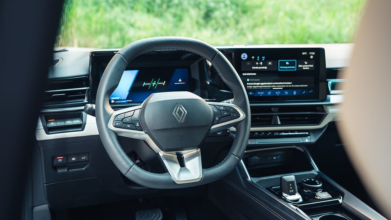 Foto - Türkiye üretimi yeni SUV Renault Boreal satışa sunuldu! 7 yıl garanti, hibrit motor, güçlü donanım!