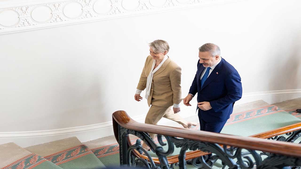 Foto - Türkiye ve İngiltere arasında yeni devir: Stratejik Ortaklık Belgesi imzalandı!