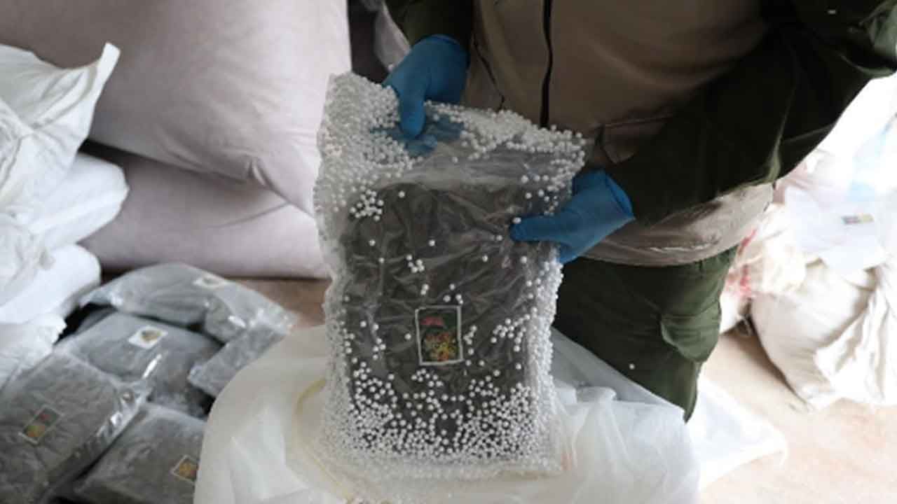 Foto - Türkiye ve Suriye'den ortak operasyon! MİT kritik istihbaratı verdi, askerler gemiye girdi