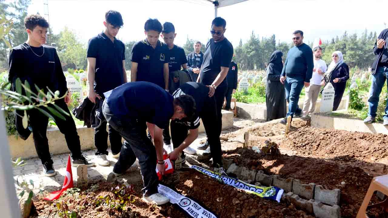 Foto - Türkiye yavrularını uğurladı: Minik bedenler toprağa verildi