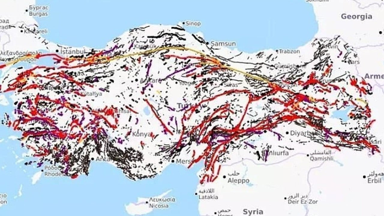 Foto - Türkiye yılbaşından bu yana sallanıyor Her gün 117 deprem