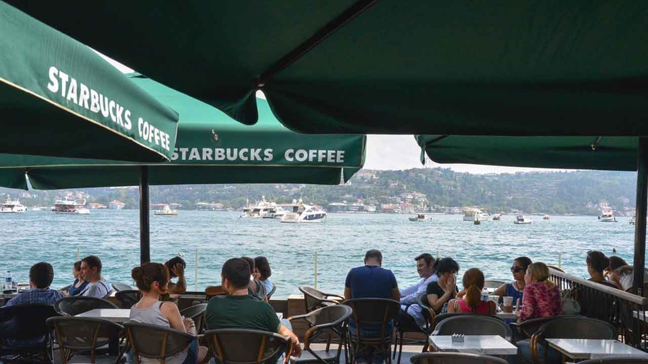 Foto - Türkiye'de boykot edilip 'gidip bir şey almayın' çağrısı yapılıyordu: 400 şubeyi kapatıyorlar