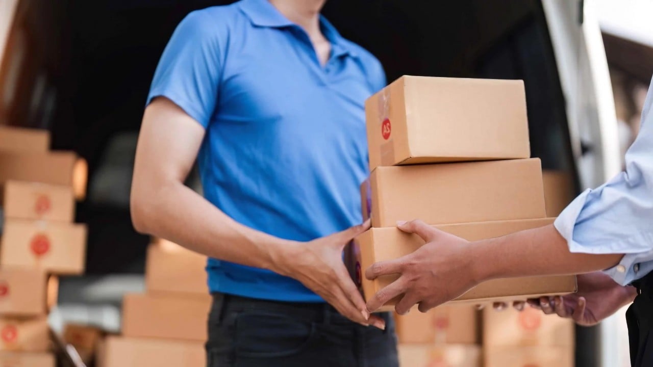 Foto - Türkiye'de çok sayıda şubesi bulunuyor! Dev kargo şirketi küçülmeye gitti, yüzlerce şube kapatılacak