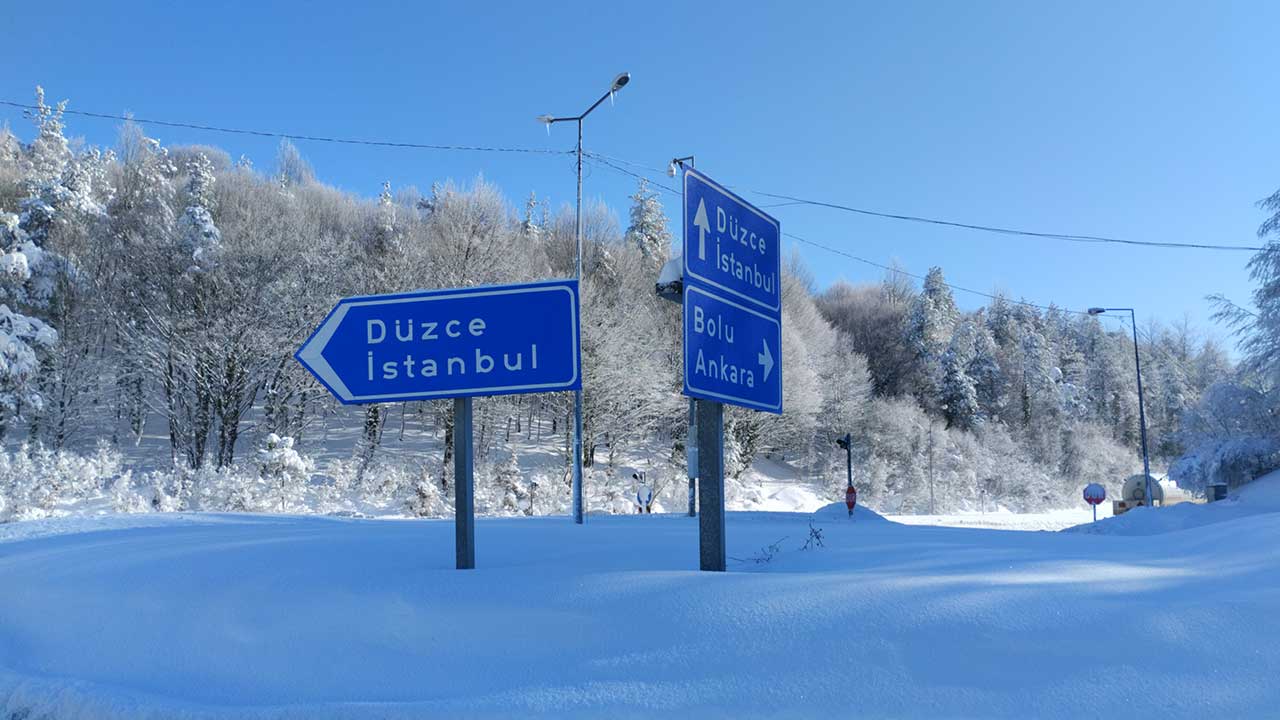 Türkiye'de 'kar' denilince ilk akla gelen Bolu Dağı'nda ulaşım rahatladı