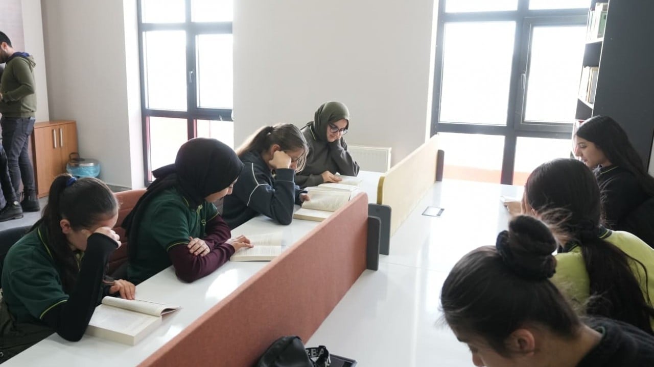 Foto - Türkiye’de kütüphanesiz yer kalmayacak! Bakan Ersoy açıkladı: Son 8 yılda 221 yeni kütüphane hizmete açıldı!