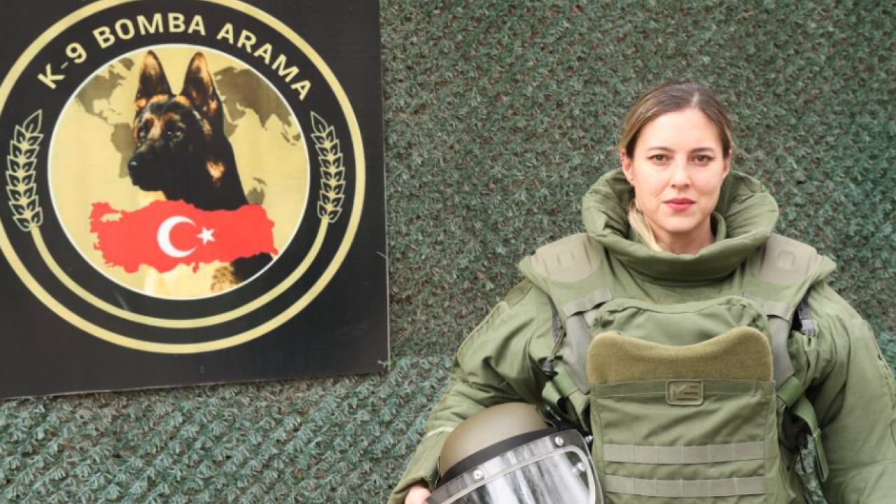 Foto - Türkiye’de sadece 3 kadın bu işi yapıyor! Emniyetin titiz inceleme timi iş başında 