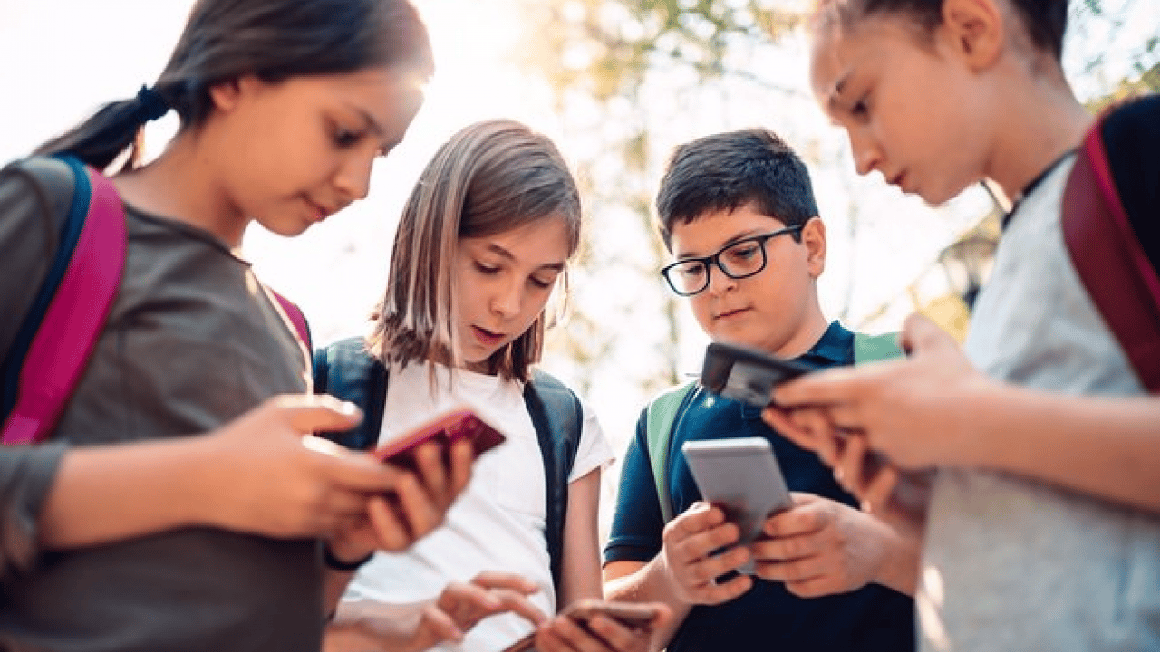 Foto - Türkiye'de sosyal medyaya sınırlama geliyor: O yaş gurubu hesap açamayacak!