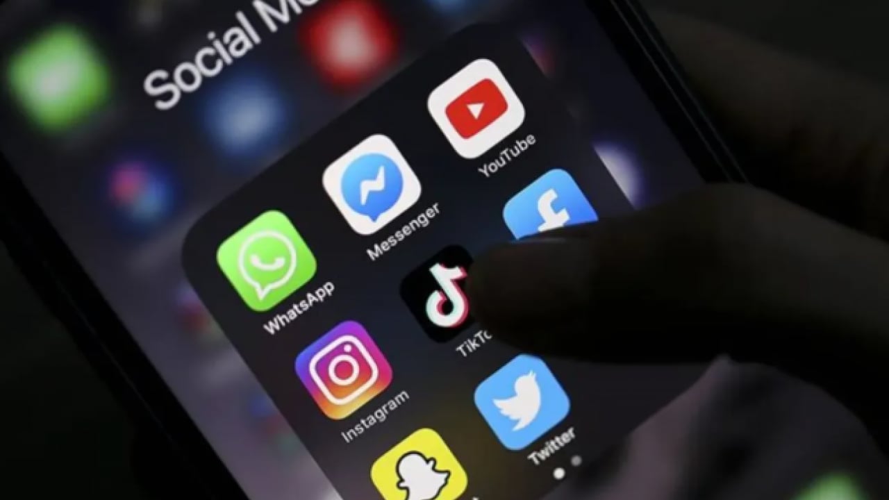 Foto - Türkiye'de sosyal medyaya sınırlama geliyor: O yaş gurubu hesap açamayacak!