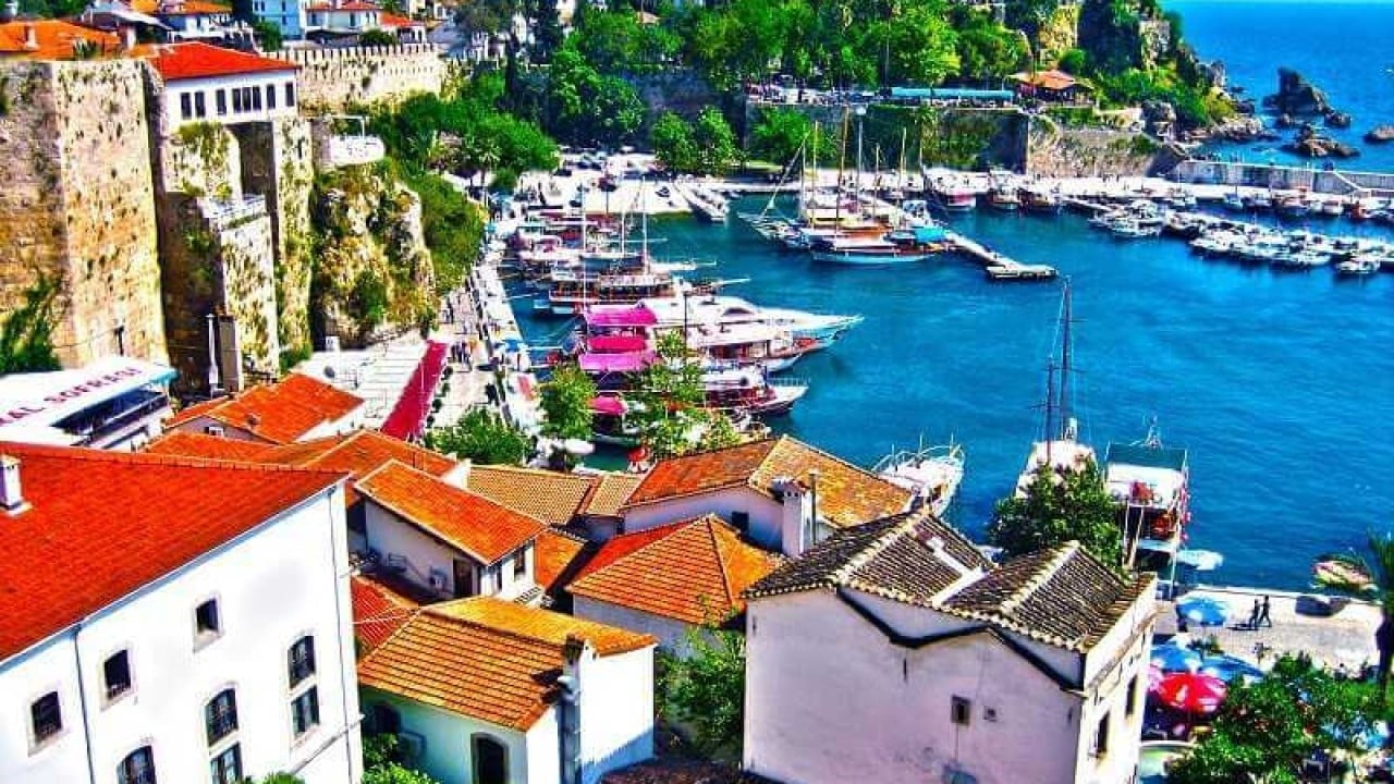 Foto - Türkiye'de tatil ucuzladı ama yerli turiste değil