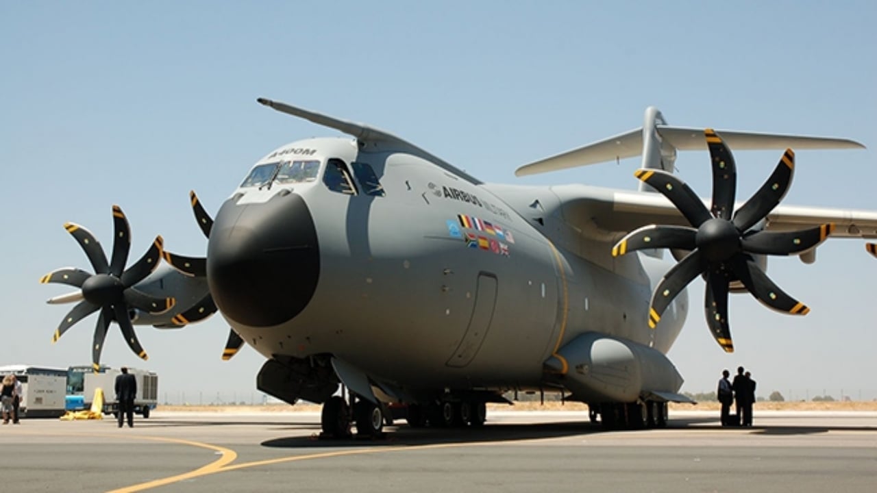 Foto - Türkiye’den 48 tane Kaan alacak olan ülkede dikkat çeken gelişme: İkinci dev uçak menzile girdi