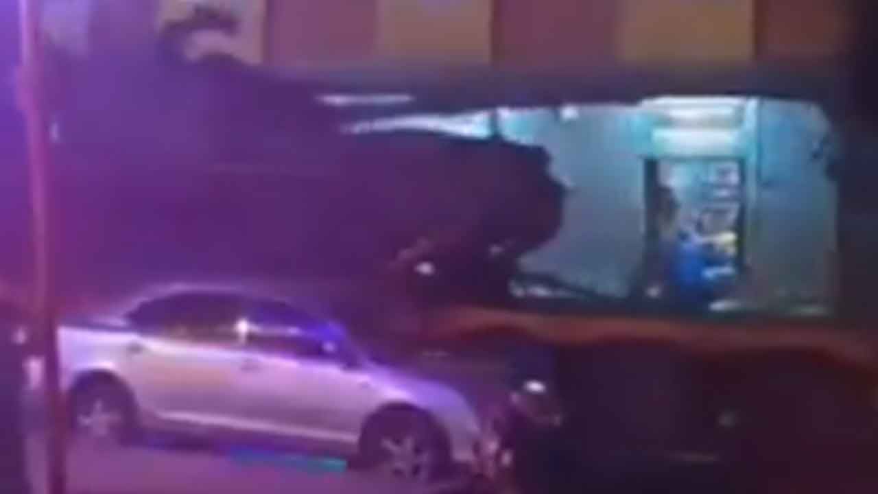 Foto - Türkiye'den 6 bin kilometre uzaklıktaki ülkede dengeleri değiştirecek hamle: Türk tankları ülkeye girdi