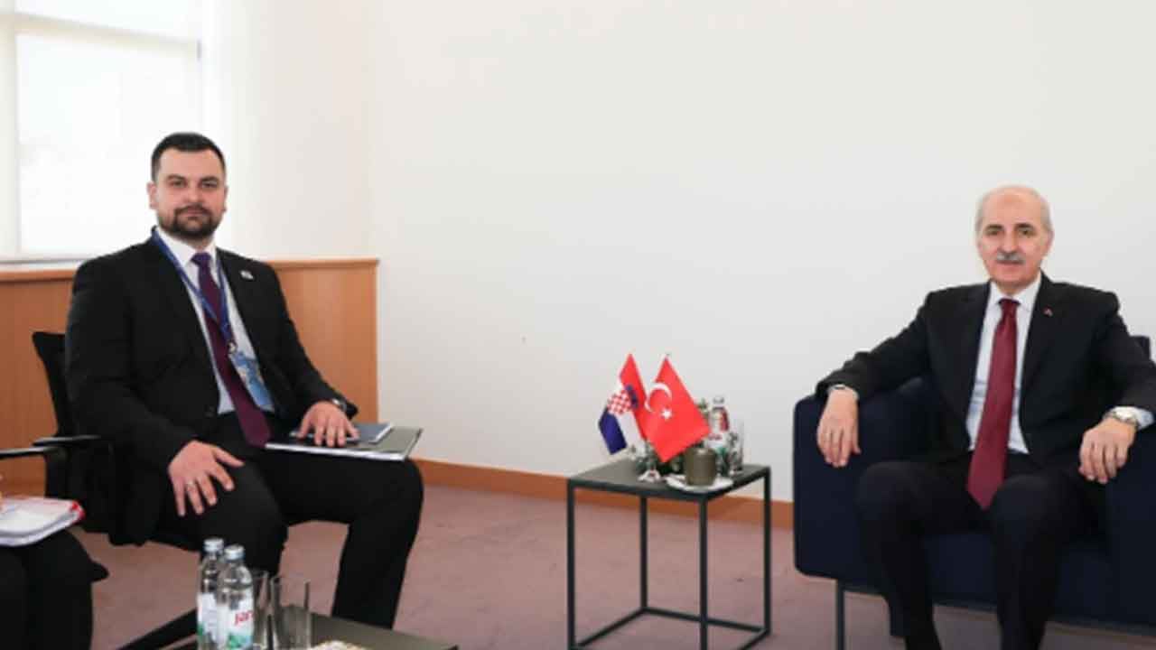 Foto - 'Biz küçük ülkeyiz' deyip büyük hamleyi duyurdular: Türkiye’den 6 tane Bayraktar TB2 SİHA aldık