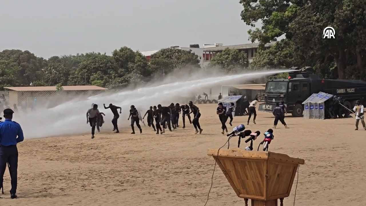 Foto - Türkiye'den Afrikalı polislere 'toplumsal olaylara müdahale' eğitimi