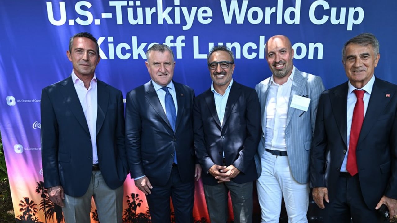 Foto - Türkiye'den gitti, şimdi Erzincan'a dönüyor: Chobani Ceo'su açıkladı: