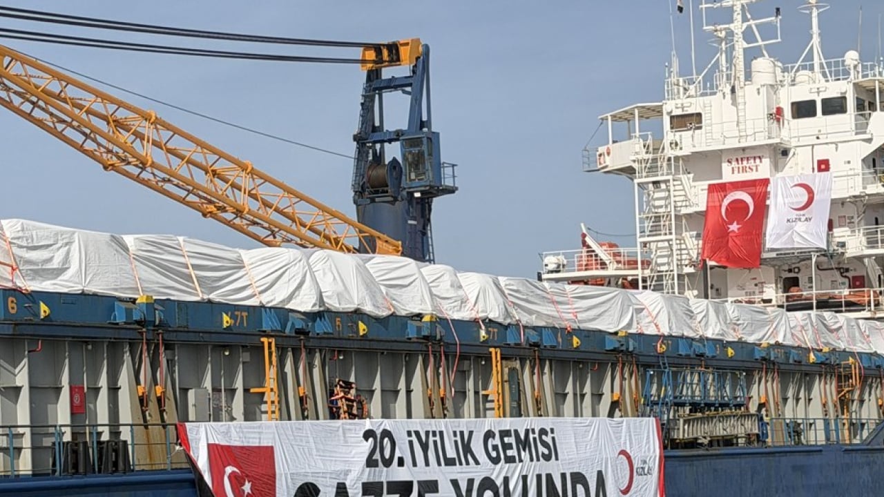 Foto - Türkiye’den hareket etti: 'İyilik Gemisi' Mısır'a ulaştı!