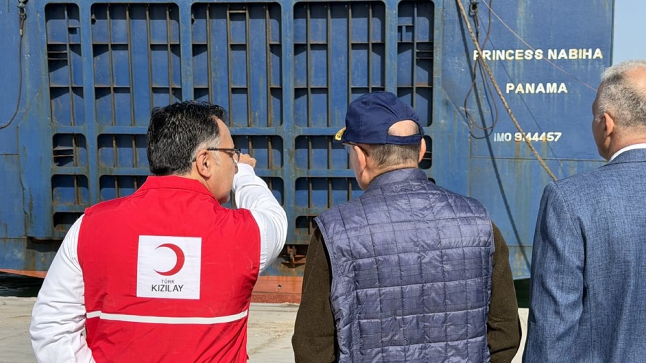 Foto - Türkiye’den hareket etti: 'İyilik Gemisi' Mısır'a ulaştı!