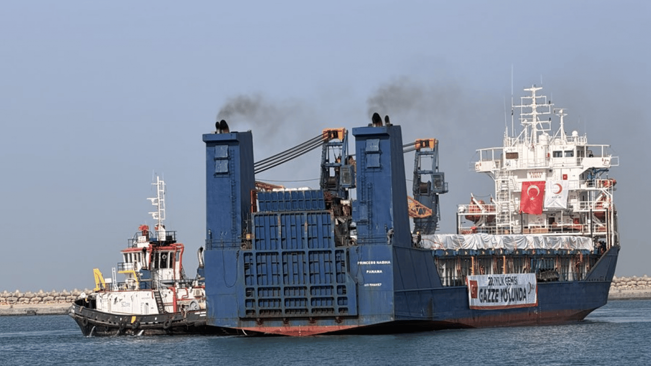 Foto - Türkiye’den hareket etti: 'İyilik Gemisi' Mısır'a ulaştı!