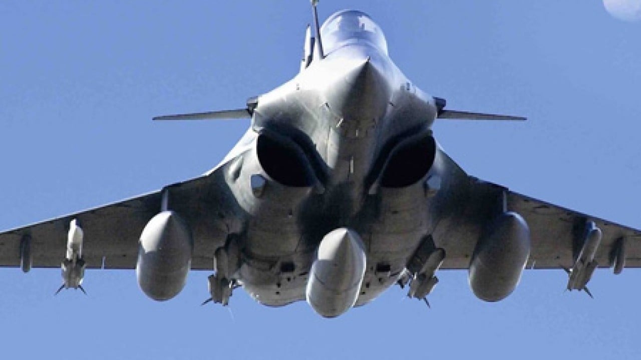 Foto - Türkiye'den Kaan alacakları konuşuluyordu: Fransa ile anlaştılar, Rafale'leri havaalanına indiriyorlar