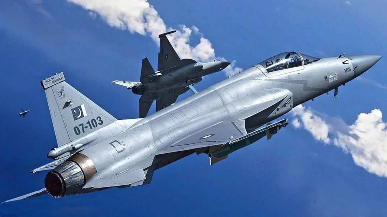 Foto - Türkiye'den Kaan almayı planlayan Azerbaycan'dan ters köşe! JF-17 savaş uçağı için anlaştılar