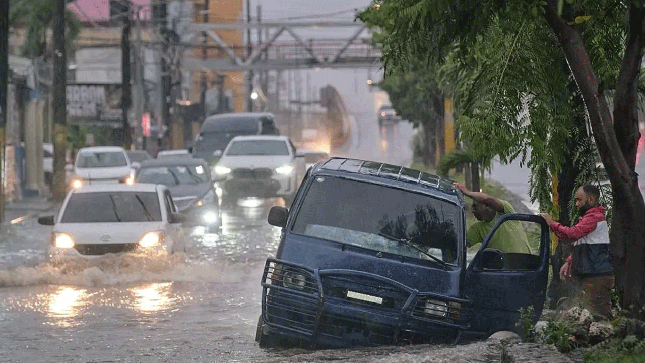 Foto - Türkiye'den Karayipler'e taziye
