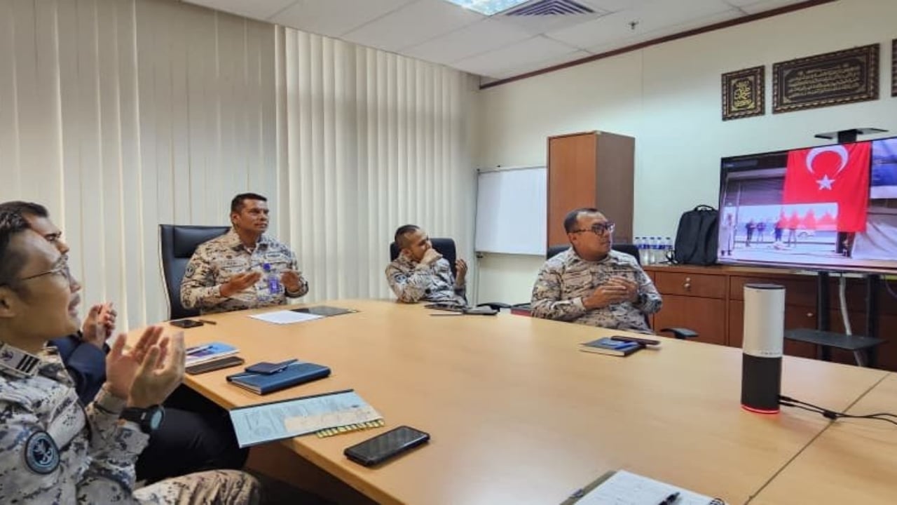 Foto - Türkiye’den, Müslüman ülkenin sularına çelik kalkan! İkinci dev gemi için imzalar atıldı