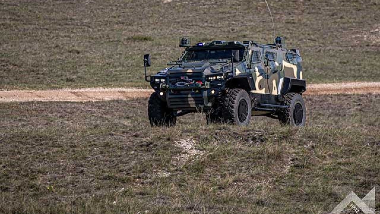 Foto - Türkiye'den onlarca zırhlı araç almışlardı! Şimdi kendi ülkelerinde üretip ismini değiştirdiler