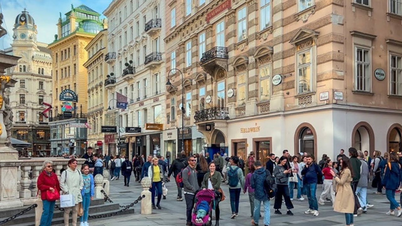 Foto - Türkiye'den orası devlerle yarışıyor: Yüzde 4,2 diyerek duyurdular! Dünyanın en pahalı caddeleri 2025!