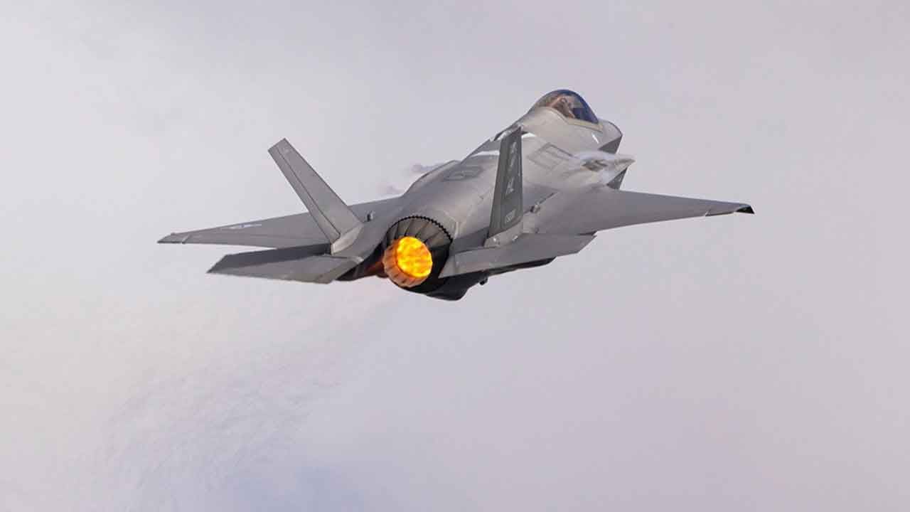 Foto - Türkiye'nin almak için büyük uğraşlar verdiği savaş uçağının görünmezlik zırhı delindi