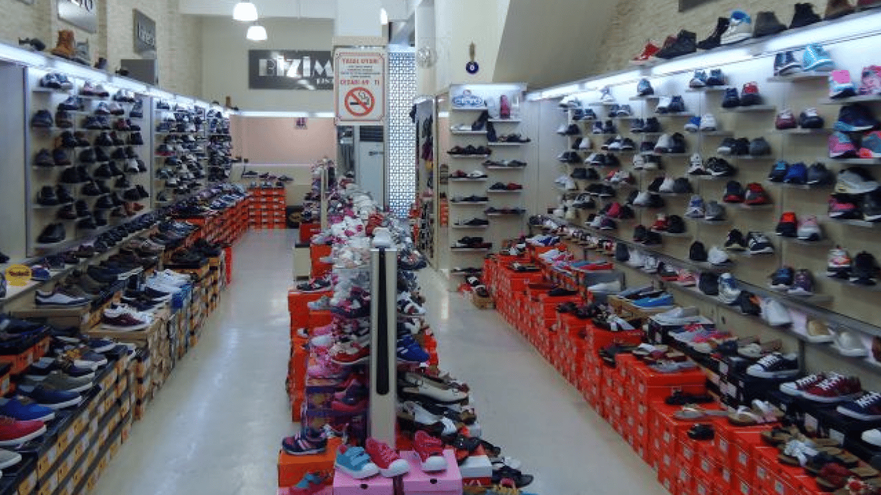 Foto - Türkiye'nin ayakkabı ve terlik devi hakkında soruşturma başlatıldı! Bakın gizlice ne yapıyorlarmış