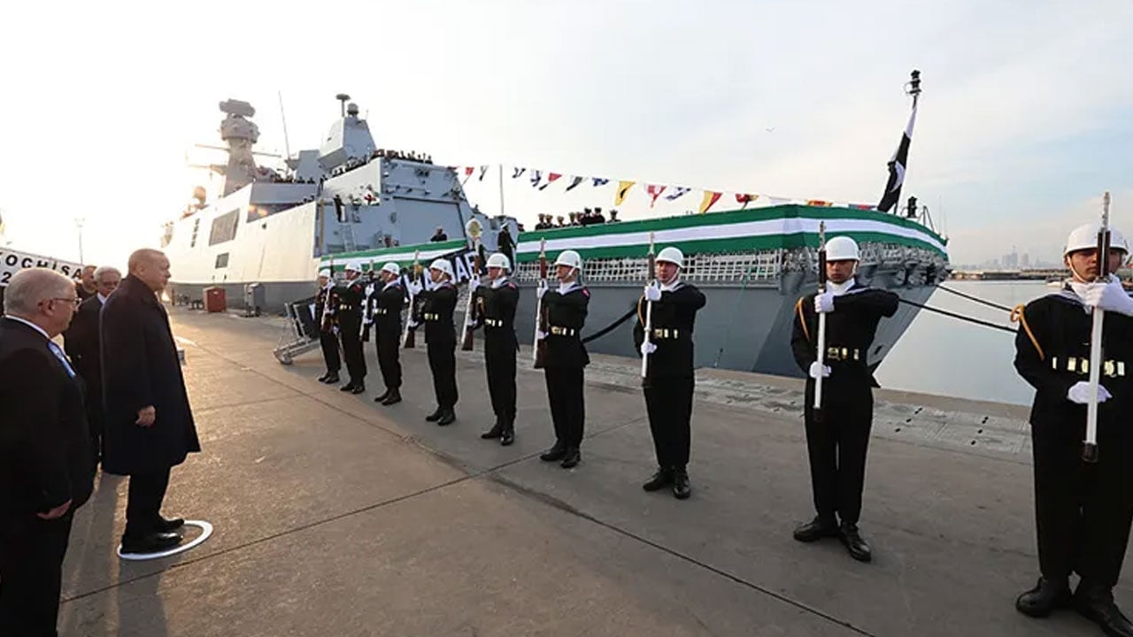 Foto - Türkiye’nin ‘baş düşmanı’ karalar bağlamaya başladı! ‘Erdoğan’ın donanması güçleniyor’