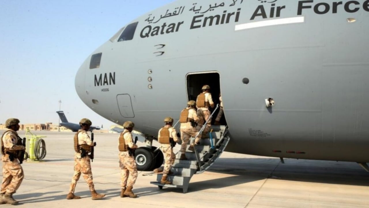 Foto - Türkiye’nin "Biz varken kimseden korkmayın" dediği ülkede gizemli hareketlilik! Katar uçağı, 185 kilometrelik dev Türk radarlarını indirdi