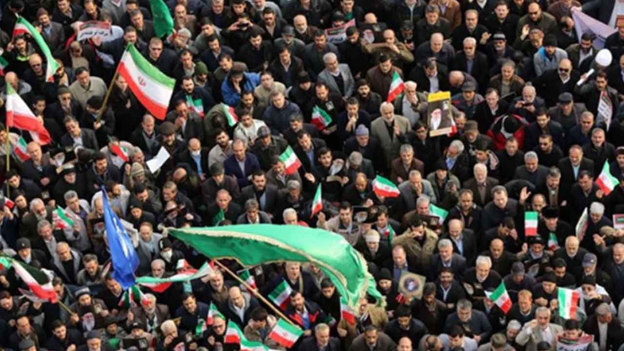 Foto - Türkiye'nin dağlarında dolaşan İranlı teröristlerle ilgili kritik sözler: Oraya gidiyorlar