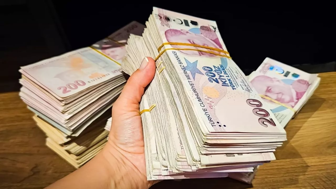 Foto - Türkiye’nin en borçlu illeri belli oldu! Zirvedeki şehir, herkesi ters köşe yaptı