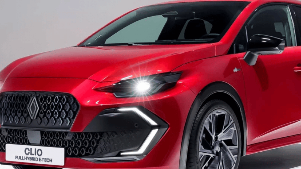 Foto - Türkiye'nin en çok satılan otomobili belli oldu! Rakiplerine büyük fark attı!