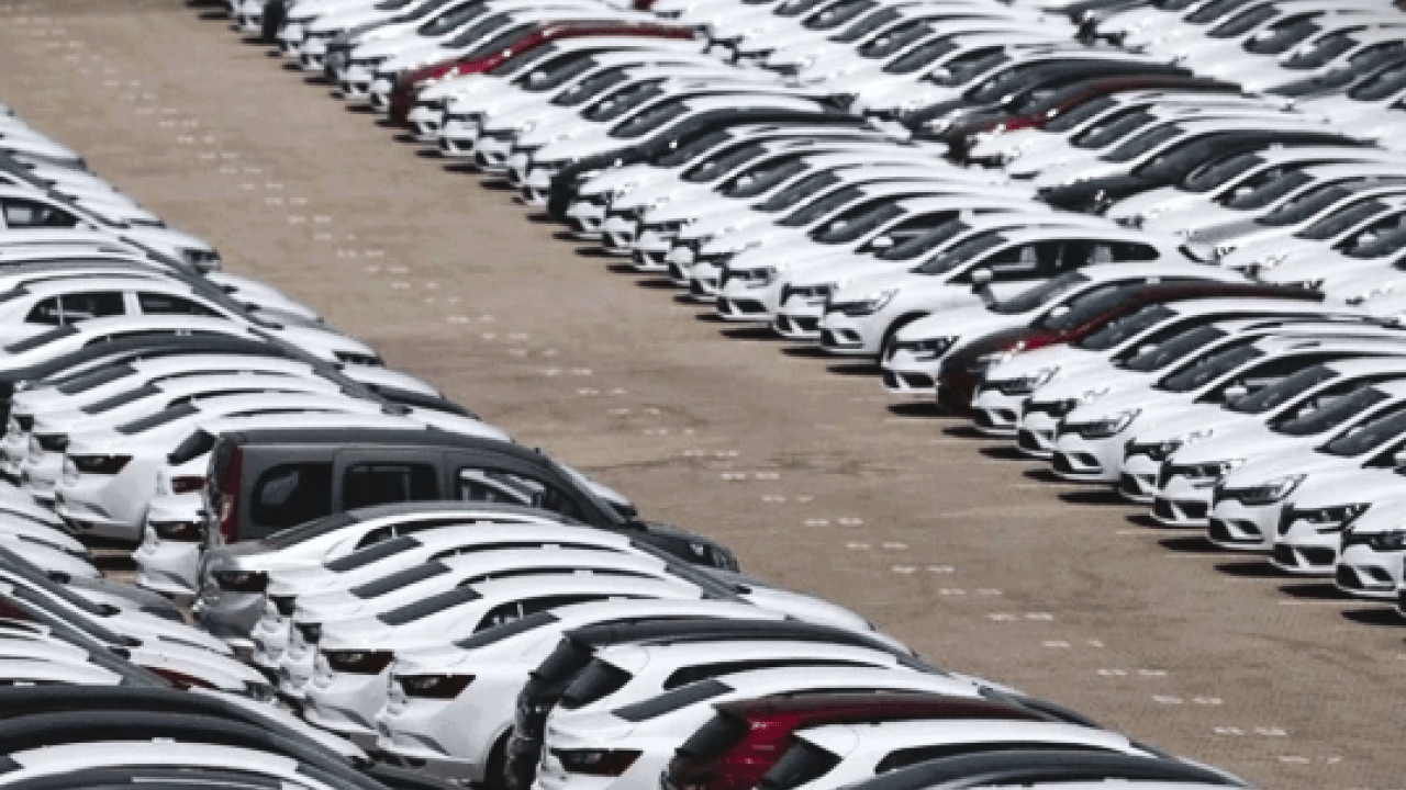 Foto - Türkiye'nin en çok satılan otomobili belli oldu! Rakiplerine büyük fark attı!