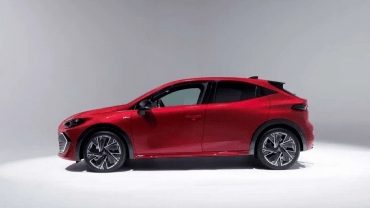 Foto - Türkiye'nin en çok satılan otomobili belli oldu! Rakiplerine büyük fark attı!